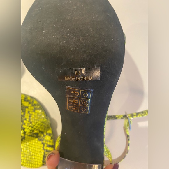 Serpentine neon green snake clear heel stiletto US 6.5 - Picture 6 of 6